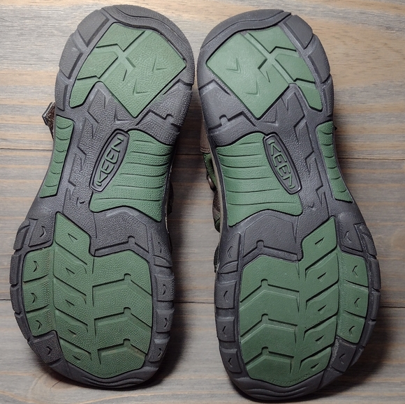 Keen Newport H2 Hybrid Sandals Shoes Kids size 6 - Picture 6 of 7